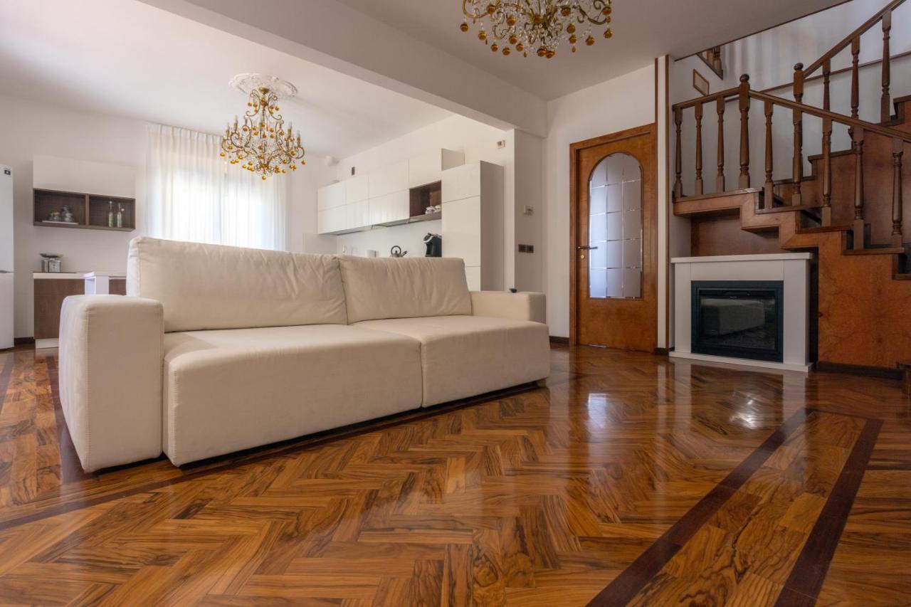 La Principessa Nera B&B Ostra Esterno foto