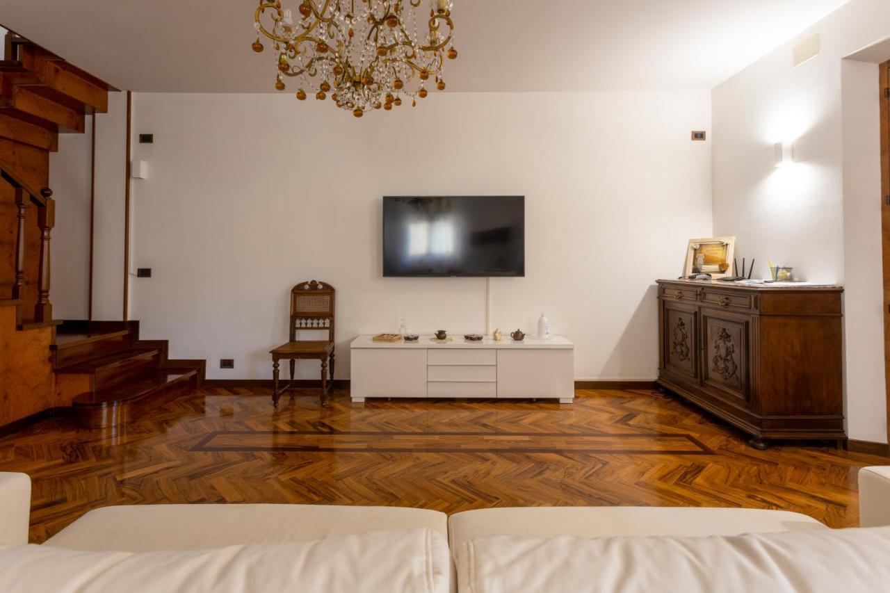 La Principessa Nera B&B Ostra Esterno foto